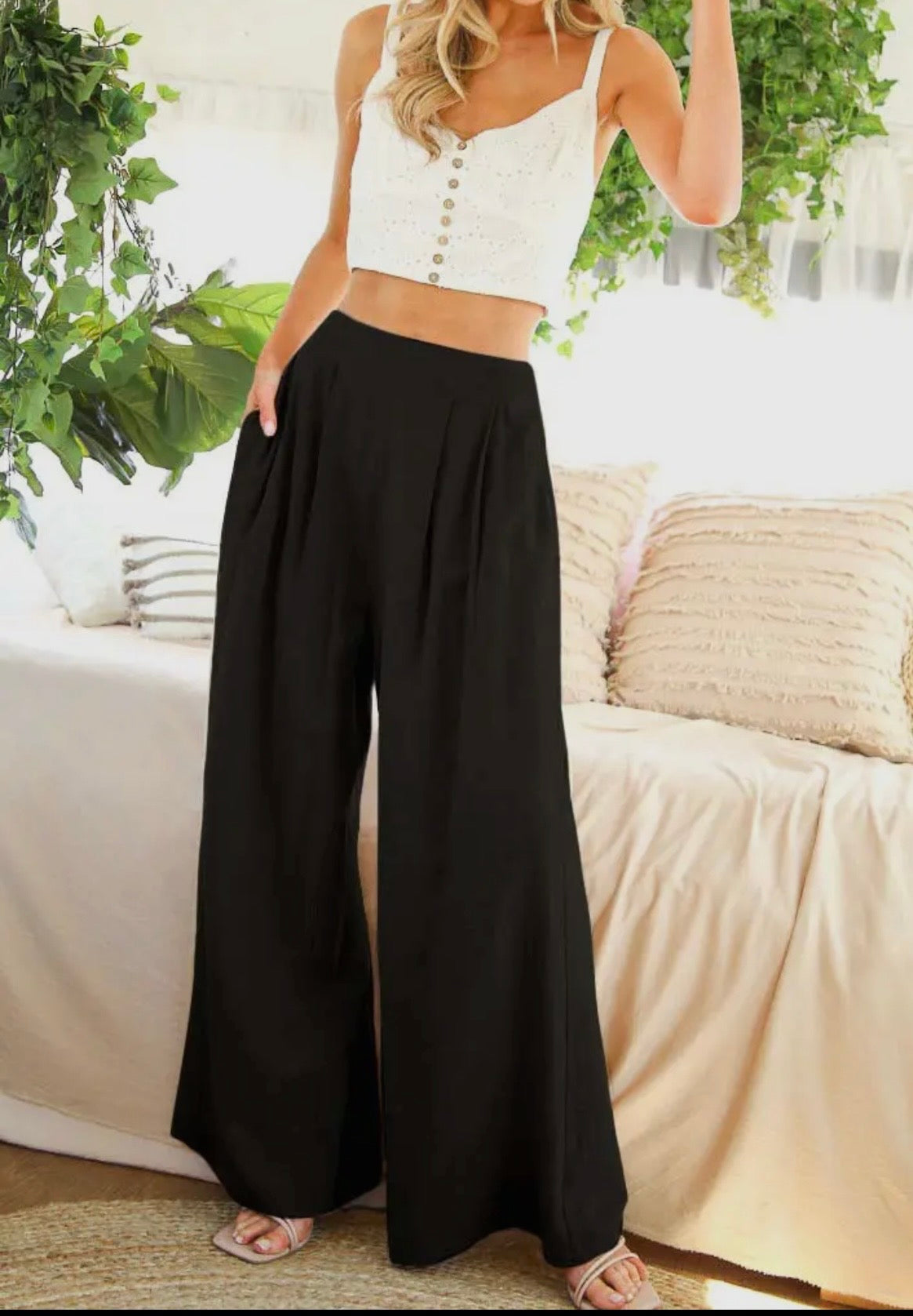 F25 V&L Black High Rise Pocket Pants