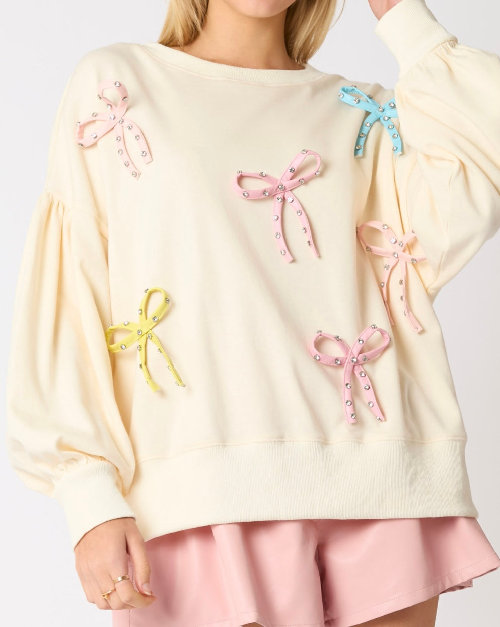 SU25 PL Stud Bow Oversized