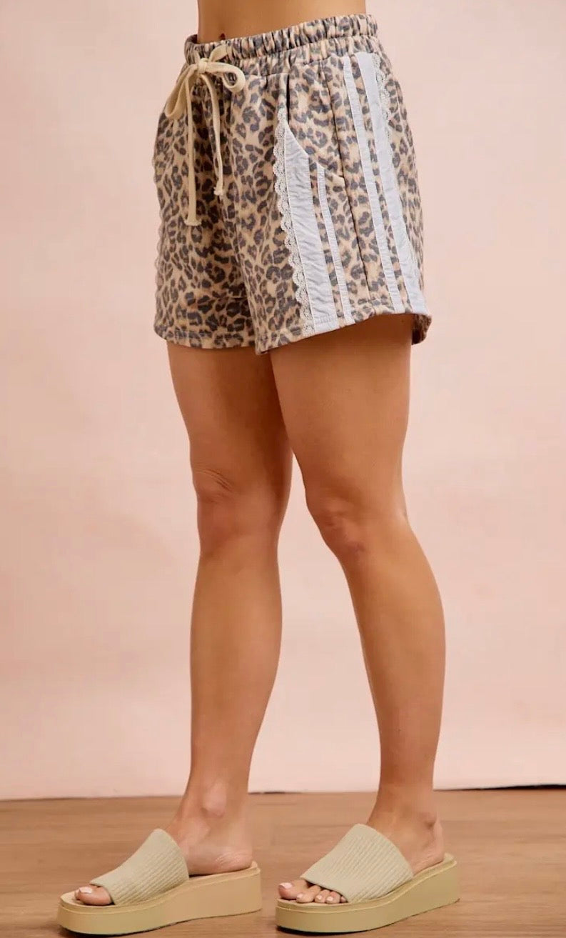S26 BiBi Leopard Shorts
