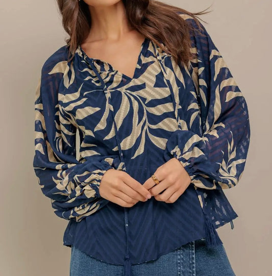 SU25 FT Navy Woven Top