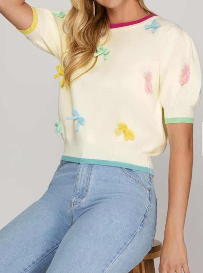W25 S&S Cream Bow Sweater