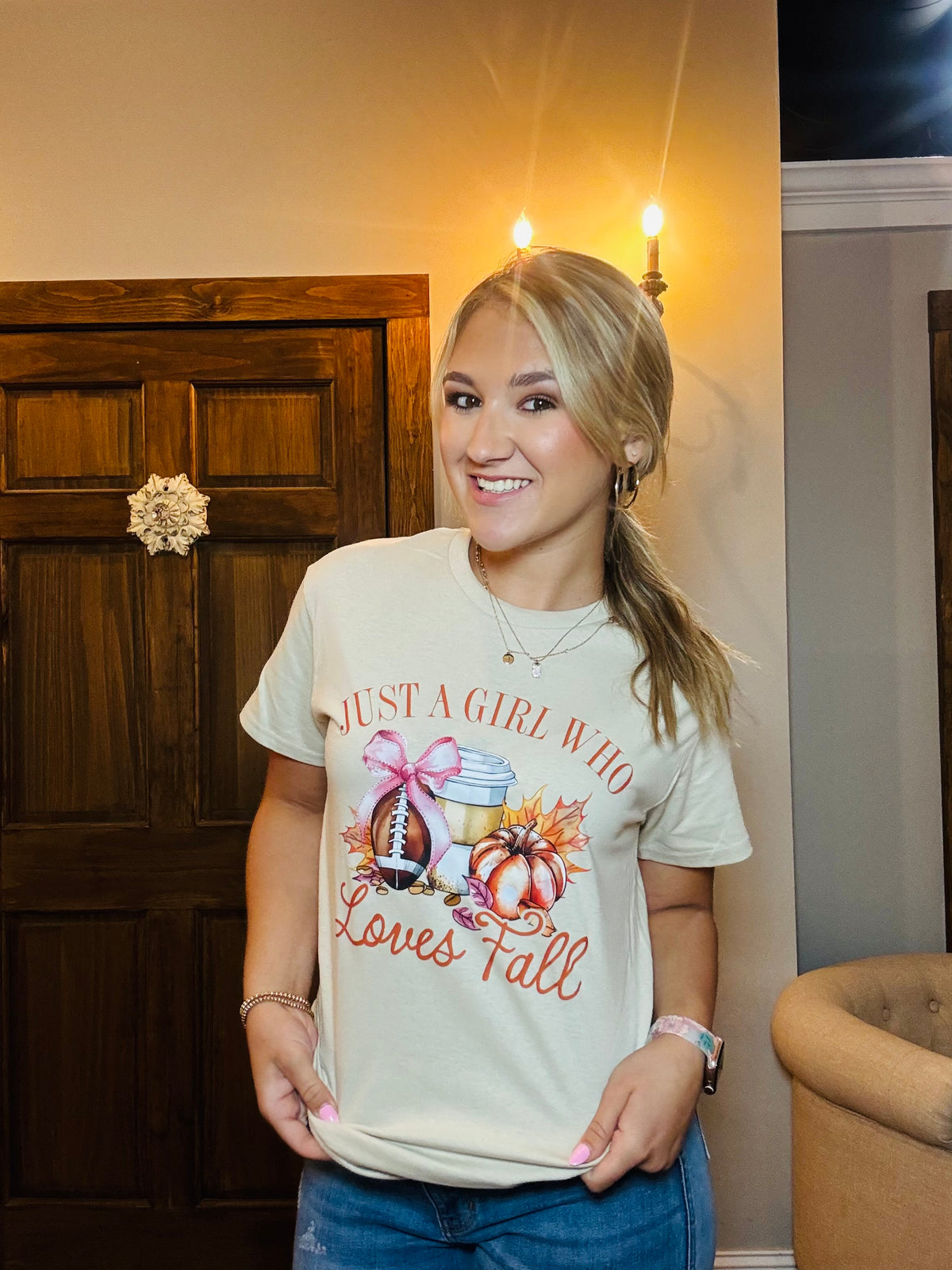 SU25 Just A Girl Who Loves Fall Tee