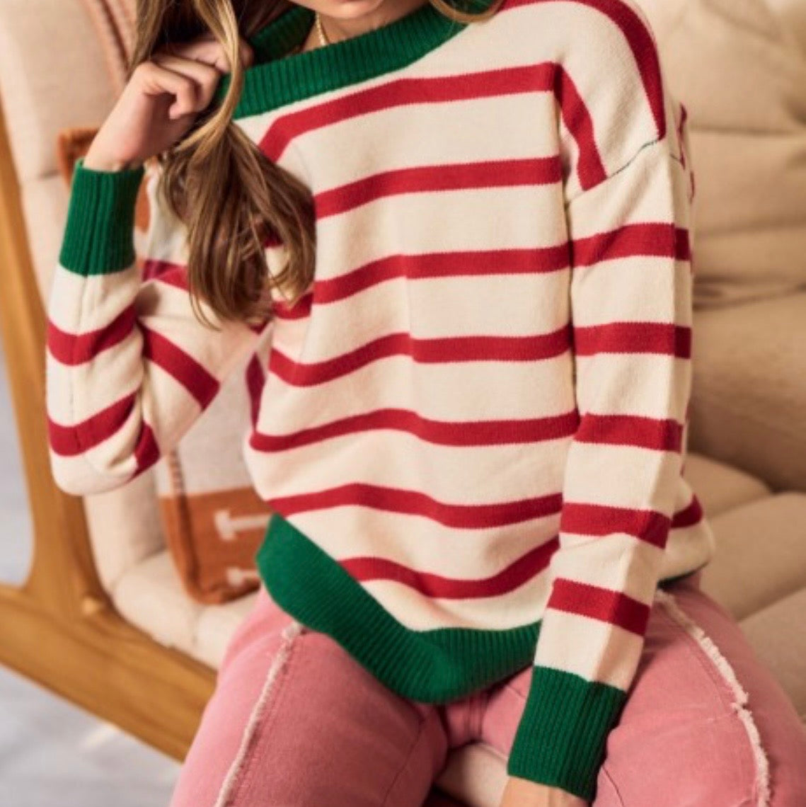 F25 LL Christmas Cream/Red Striped Crew